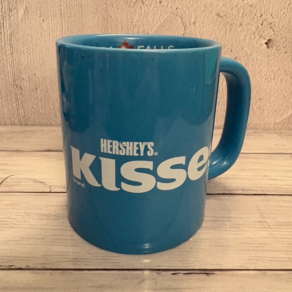 Hershey Kisses Niagara Falls Maple Leaf Canada Blue Coffee Mug (SKU: 192MI)
